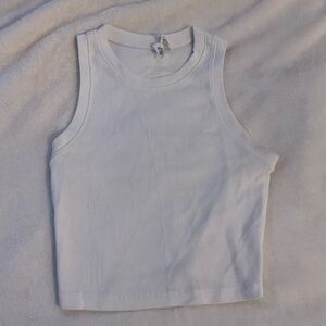 White tank crop